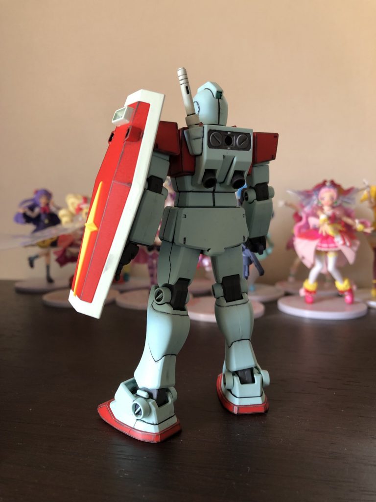 というわけで「出オチ」のジム、でした。作画ミス、というネタでいえばソロモン戦でのシン少尉の「サウスポーのジム」とかもありましたね。作るかどうかは分かりませんが(笑)では、股にて。