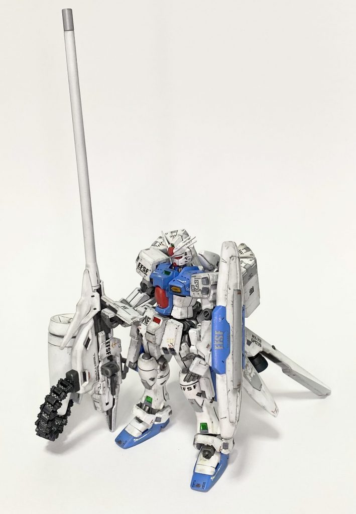 正面各センサーはダイソーの透明レジンでコートしています。