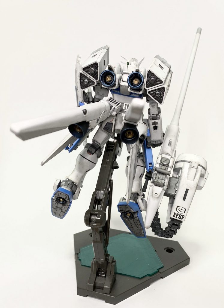 腰のテールスラスターもデンドロビウムから持ってきました。バーニア追加等ディテールアップをしています。