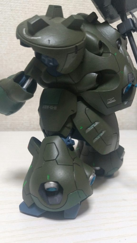 バーニア?シルバー下地にエナメルクリアブルーです リック・ドムⅡにいいね沢山ありがとうございます どっぷりガンプラ製作にハマってます いろんな方の作品を見て勉強させていただきます