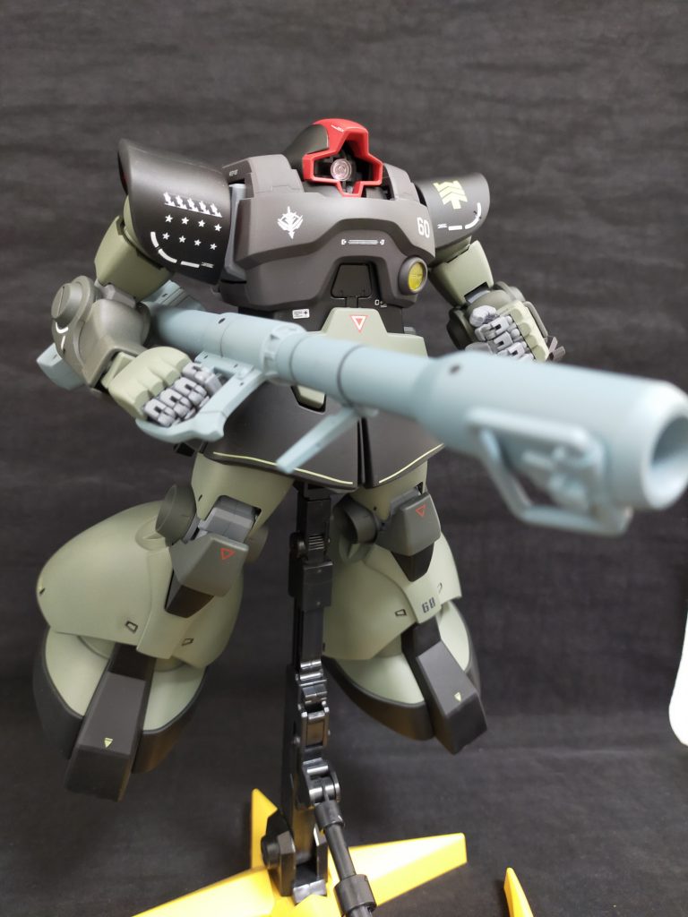 右肩には撃墜マークの証が…