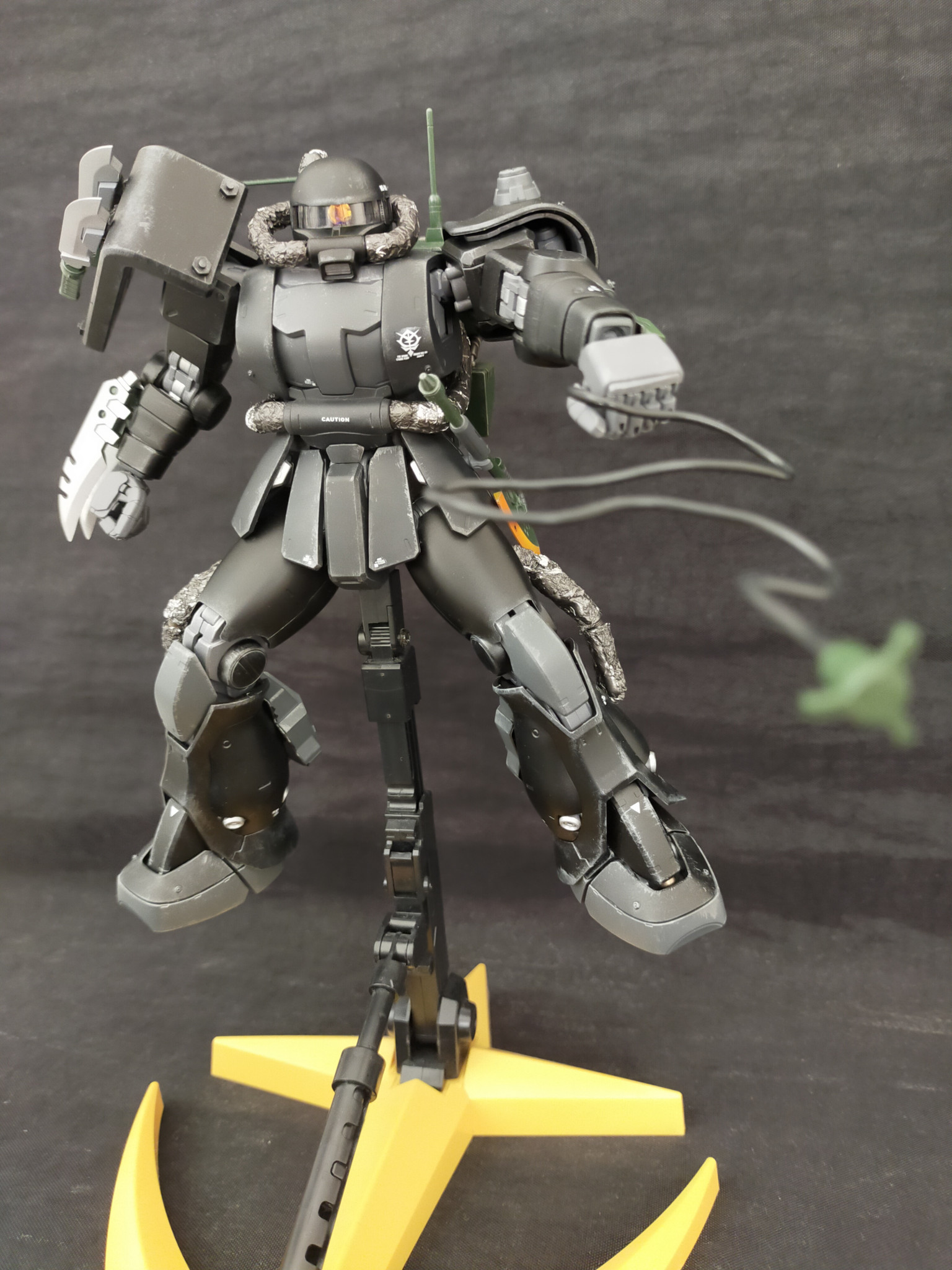 ガンプラ MG1/100 ザクマインレイヤー偵察型 完成品 - プラモデル