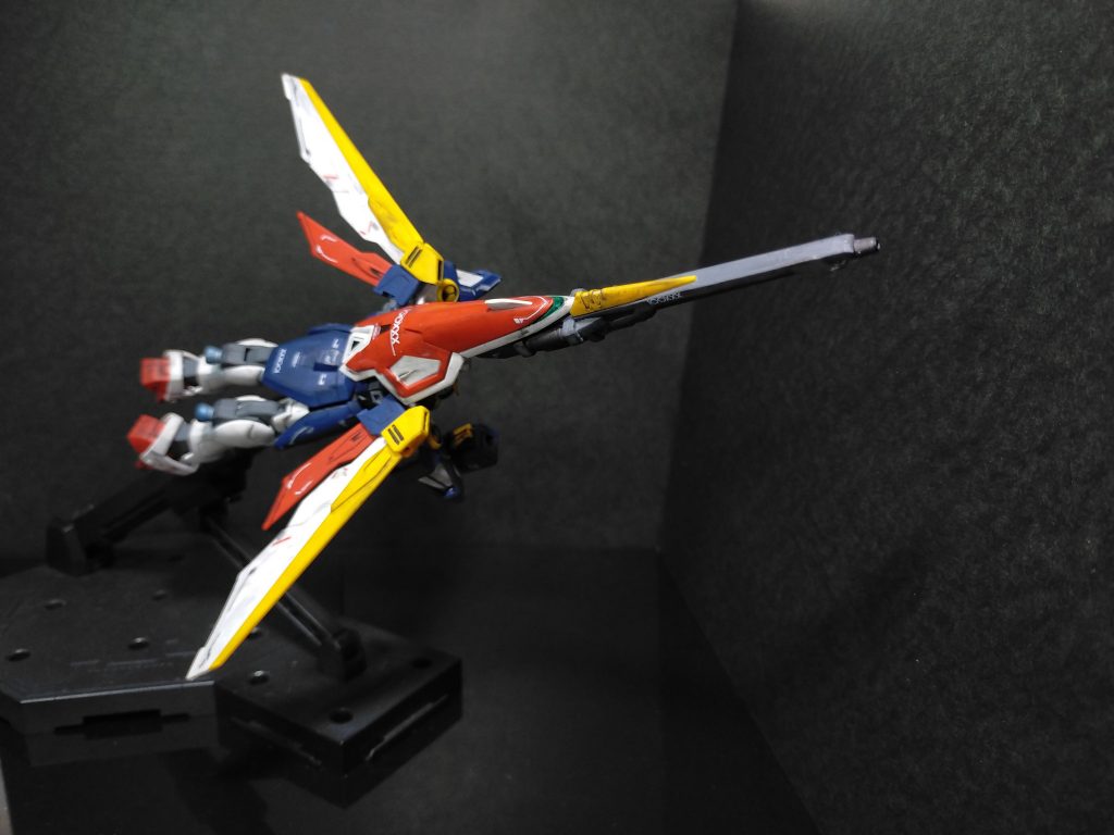 バード形態への変形も関節の保持も強くストレス無く可能。