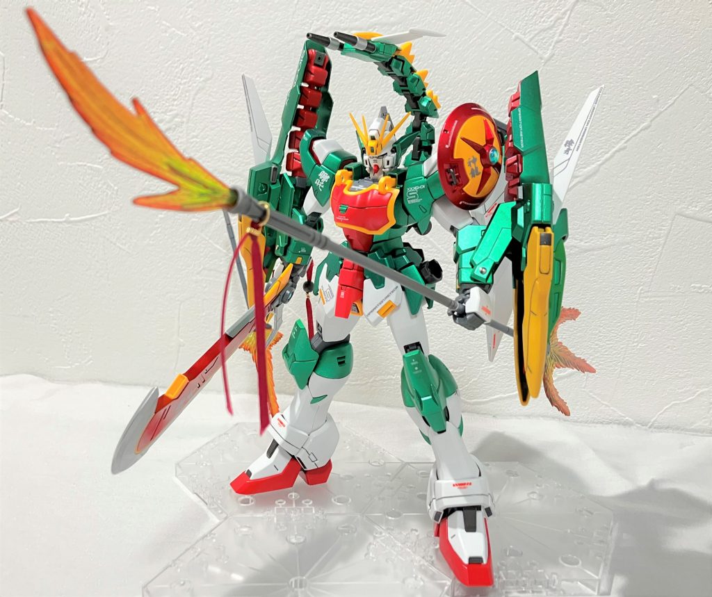 シールドはネオジム磁石で取り付けは自由自在