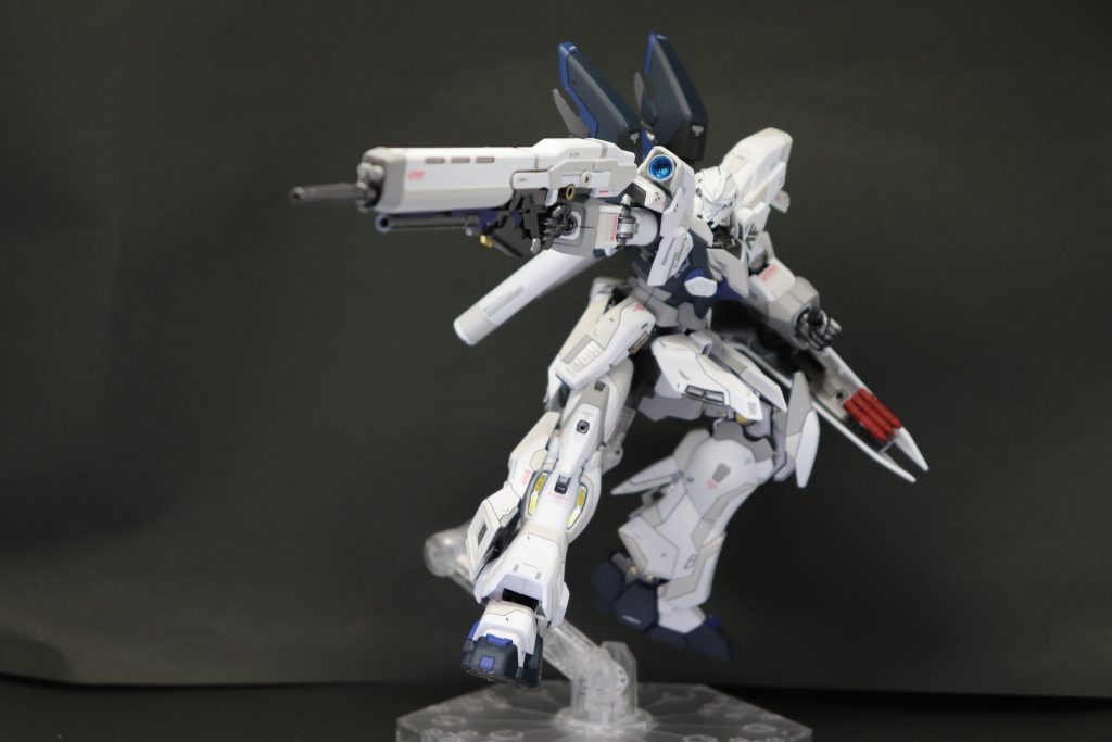 ポージング苦手です