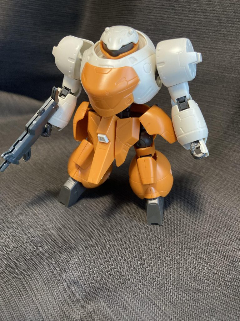 無塗装仮組。コンプリートセットのマンロディは鉄華団仕様で成形色が違うので、このまま表面処理でもいい気がしましたが、練習したいこともあり塗装するに至りました。ご覧いただき、ありがとうございました。