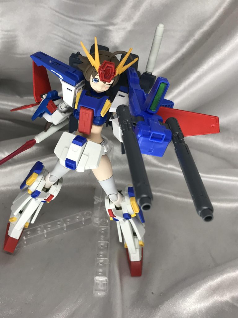 腕の渋みがかなりあるのでしっかり持たせられます。持ってるというより担いでますなコレ