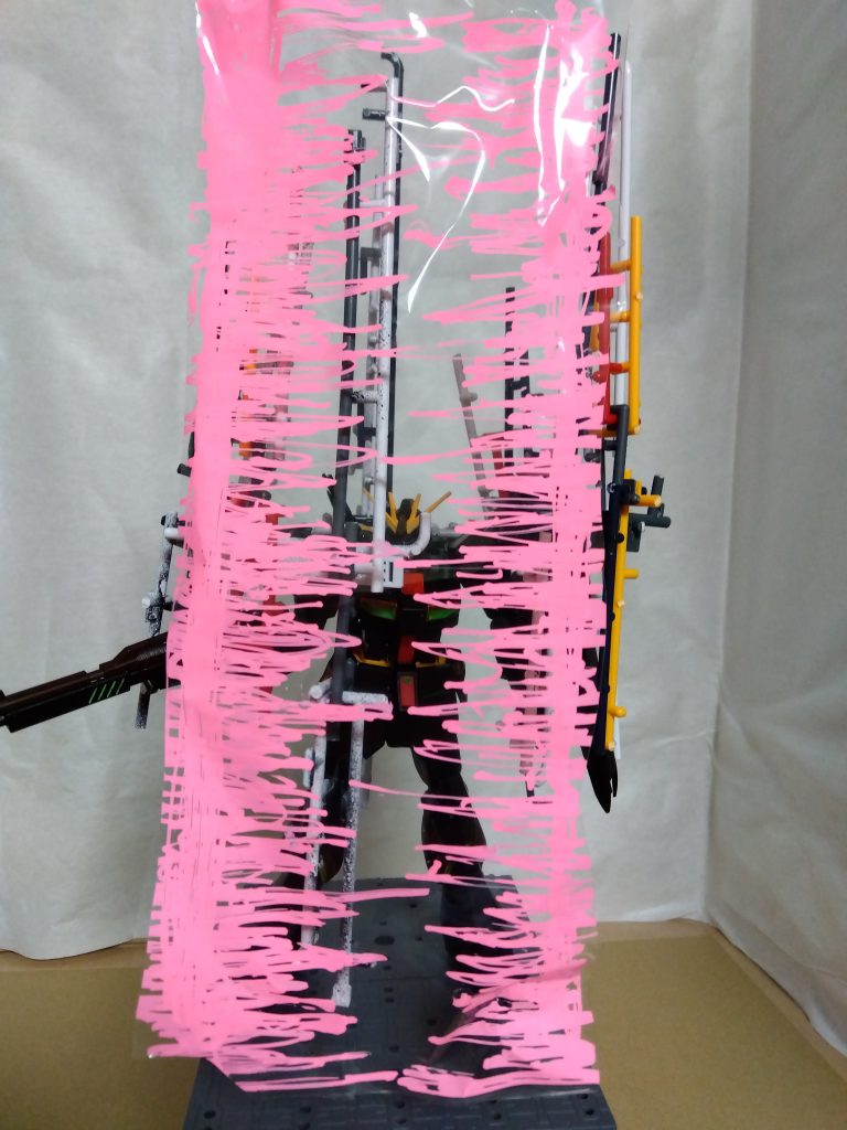 当然、接続状態でＩフィールド発動可能。ファンネルの充電を気にせず防御可能。ただし、上下に隙間あり。