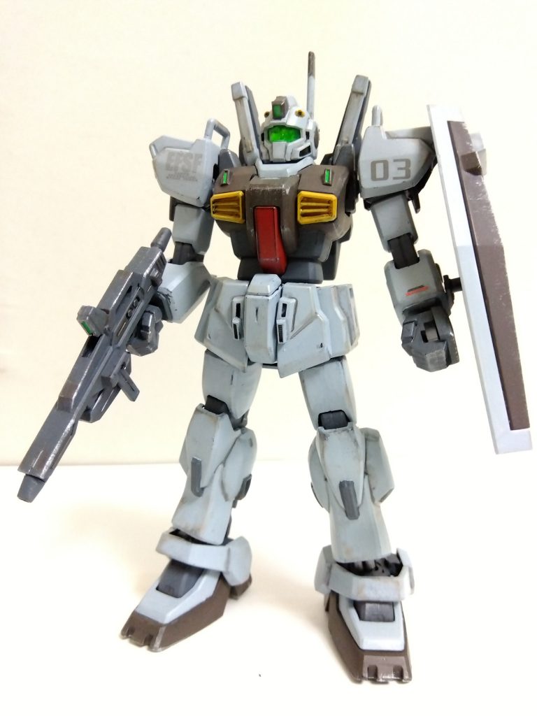 エコプラのガンダムMark-Ⅱとパワードジムカーディガンの頭部とシールドを使用しました。