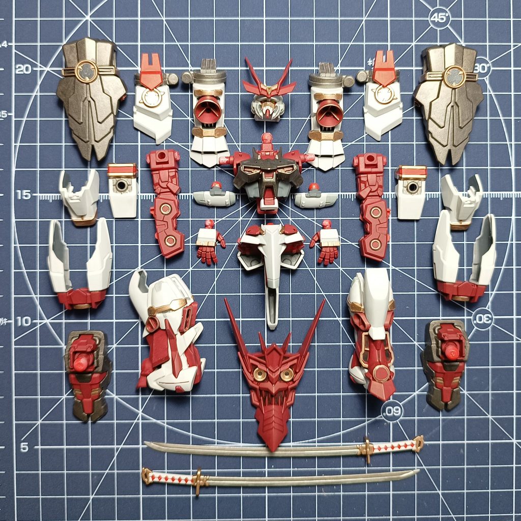 塗り分け途中の一枚。がんばってサムライソードとか角とかツンツンに尖らせました。