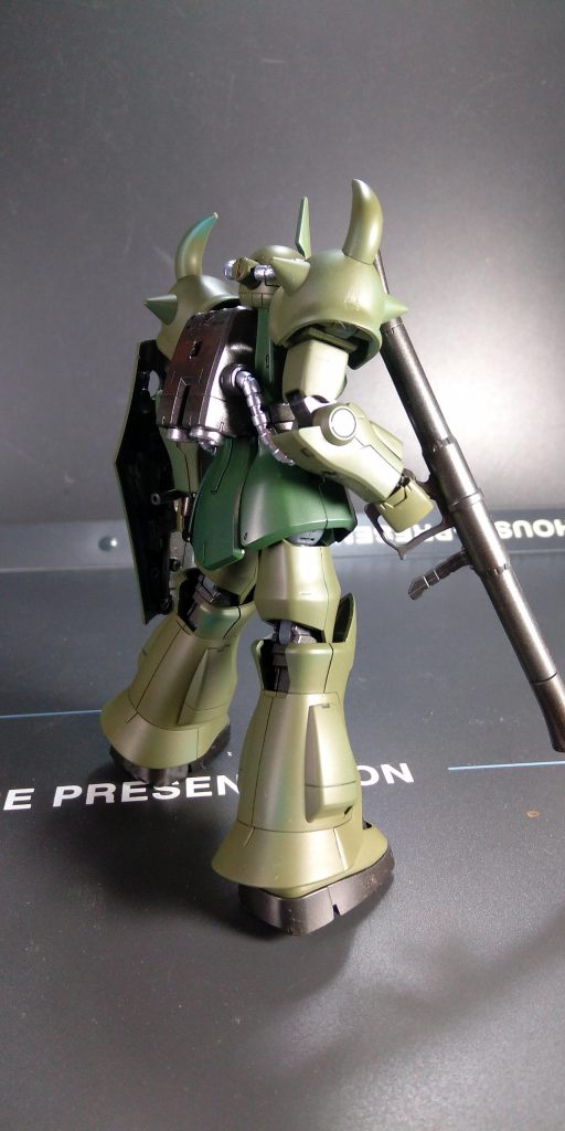 制作中に心が折れてしまい、デカール貼りと艶消しクリアー塗装も断念。未完成品としてペーネロペーと同様にそのまま完成品棚にそっと飾りました。