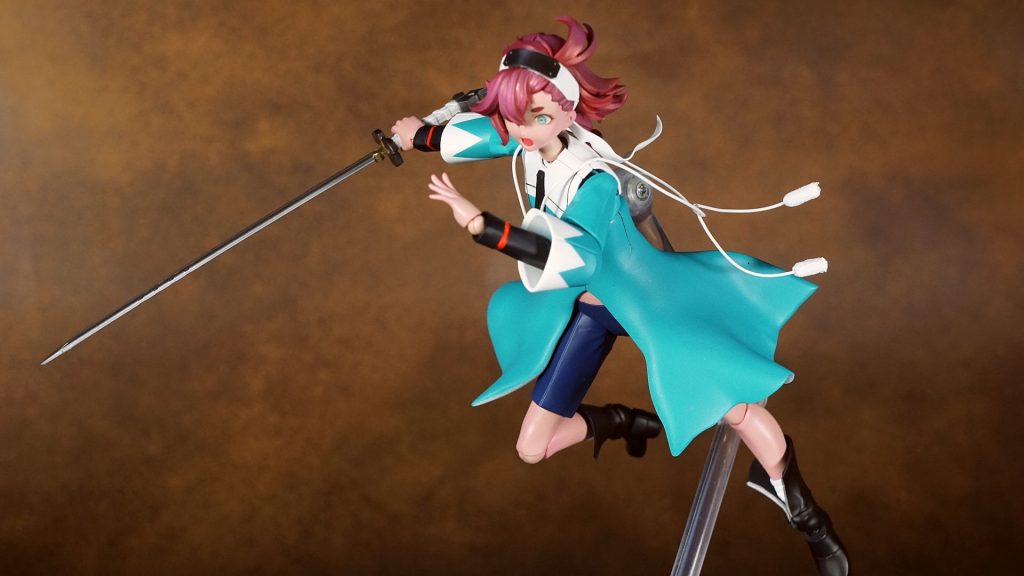 キットそのままだと、見た目は大変素晴らしいんですが、なんか可動がいまいちだったので、羽織なんかは動かしやすいように作ってみました。