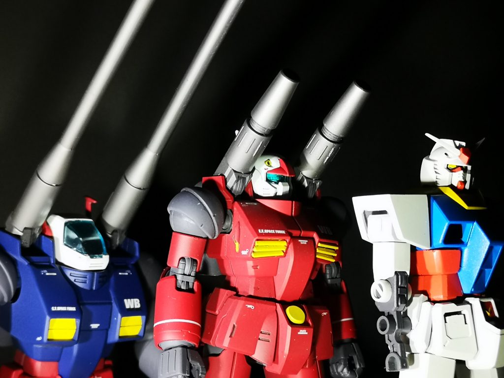 という訳で、RX-78-2いろいろ部品足りない(T_T)3体とも令和アニメ的な感じで情報量は無駄打ちせずあえて少なめに