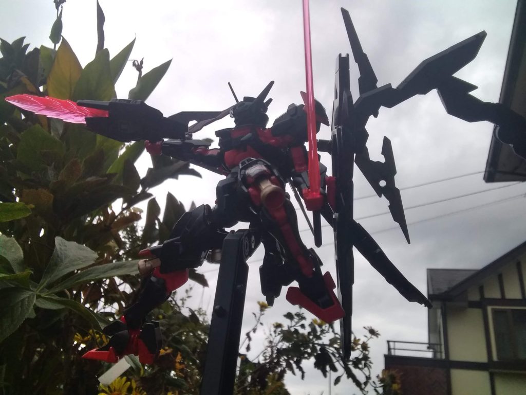 そして、オプションパーツはスプレーだけで塗装ですね。３０ｍｍのオプションパーツは良くも悪くもグレーだし。