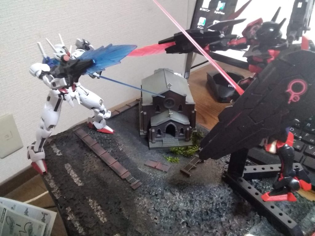 百合と夫婦喧嘩はMSを持ち出しても尊い。なんか、水星コンってのがあったから、タグ、付けてみよ。