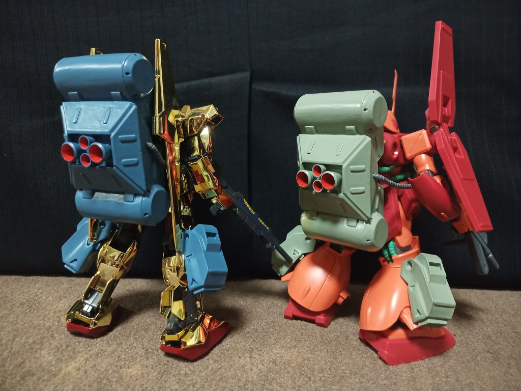 2セット確保していたのでティターンズ側は当然マラサイとしてエゥーゴ側は何にしようか迷いましたリックディアスが新旧あるので旧の方に付けようかとも思いましたが今ひとつピンと来ずまあこれだよなぁで百式をチョイス