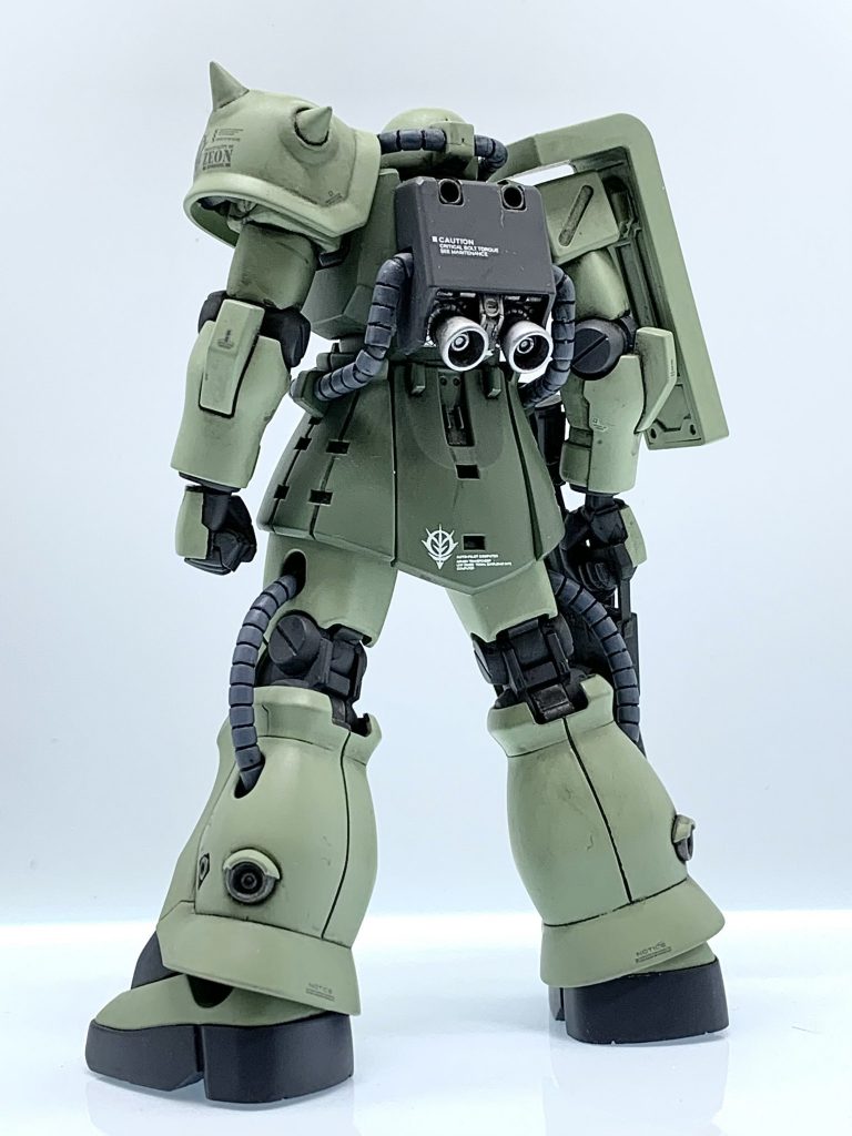 ザクIIF2型–4枚目/制作者：@Momohiki0928