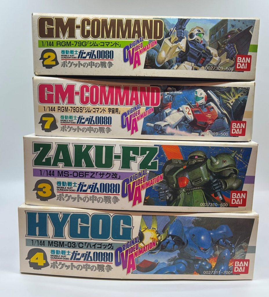 この度ジムコマG/GS、ハイゴッグ、ザクFZをまとめて入手しましたが、クリアパーツ一個の為にランナーを一個起こしたり(=成形金型の加工費や成形段取り費で生産コストが嵩む)、PCパーツが専用ランナーだったりと、今の目で改めて見ると非常に贅沢な仕様のキットだなと感じました。これがバブルの力というやつだったんですかね(笑)こんな贅沢なキットが、当時お店で確か400～700円代で買えたと思うので、凄いコスパですよね！完成度も今の目で見ても(一部機種を除き)まだまだ現役のカッコよさがありますし、今日においても巷でバケモノシリーズと言い伝えられるだけはあります。箱絵と説明書の表紙＆解説ページは、HGUCのそれは足元にも及ばない味わい深さですしね。個人的にはハイゴッグ、ズゴックE、ザクFZ、リックドムⅡあたりは後発のHGUCよりもデザイン良いとさえ思います。成形色ではいい感じに色が足りなかったりするので、ちょうど良い筆塗り練習台としてシリーズコンプを目指したいと思います。最後までご覧いただきありがとうございました。