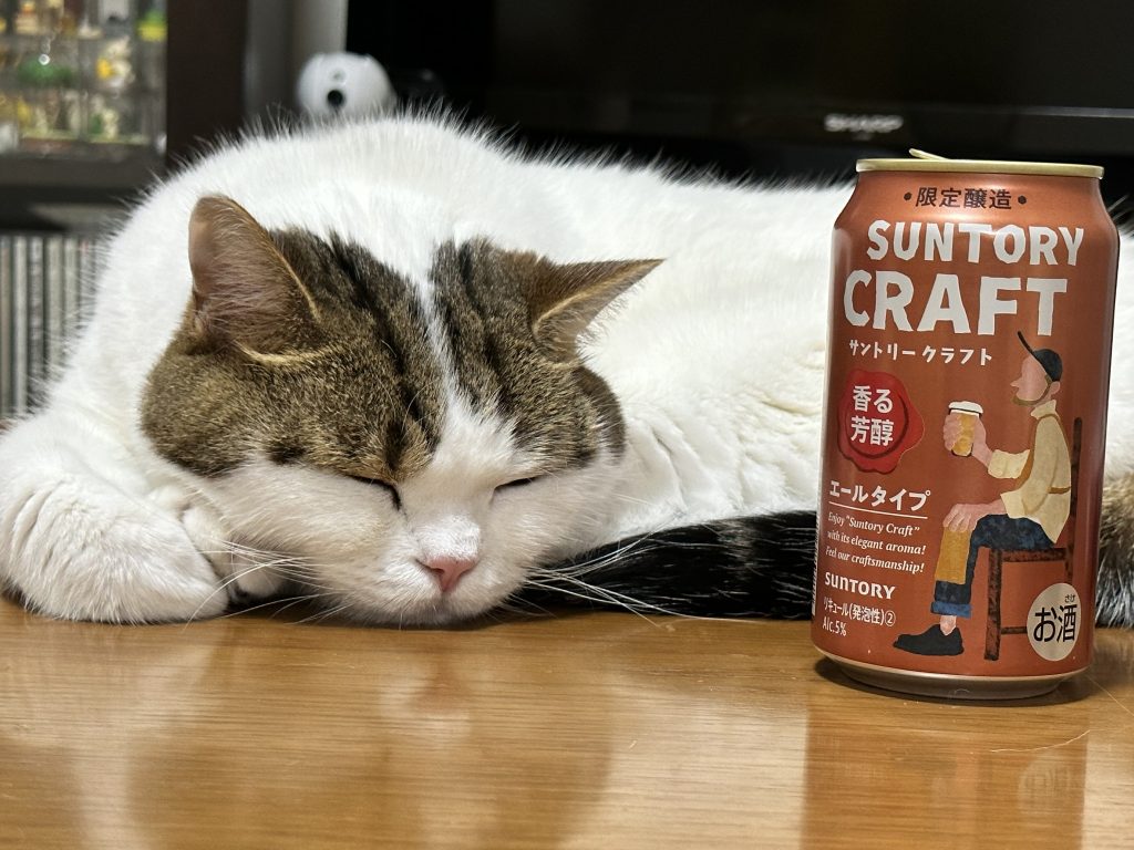 オラザクに投稿した9月から約3カ月。結果発表を心待ちにして、「これはもしかするとイイ感じじゃね!?」と自画自賛してたのですが。少し前に「名古屋モノづくりフェスタ」という展示会を見に行き、そこにあった多数の有名モデラーの作品を見て天狗の鼻を根っこからへし折られる程の衝撃を受けました。プロの作品のクオリティと自作品とのギャップに凹みまくり。それでも、冷静になってくると明確な目標が見えて、今後の方向性がまとまった気がします。まだまだ全然遠い道のりですが。 今回のオラザクで高評価は得られませんでしたが、このザクⅢは現時点で自分の最高傑作ということは間違いないです。今後も精進してこれ以上の、もっと良いモノを作っていこうと思います。ここまでご覧いただきありがとうございました。