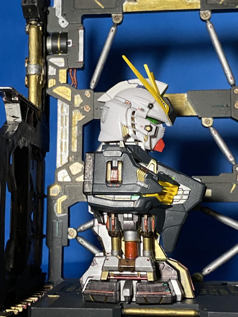 MSメカニカルバストνガンダム–5枚目/制作者：amuroikima-su