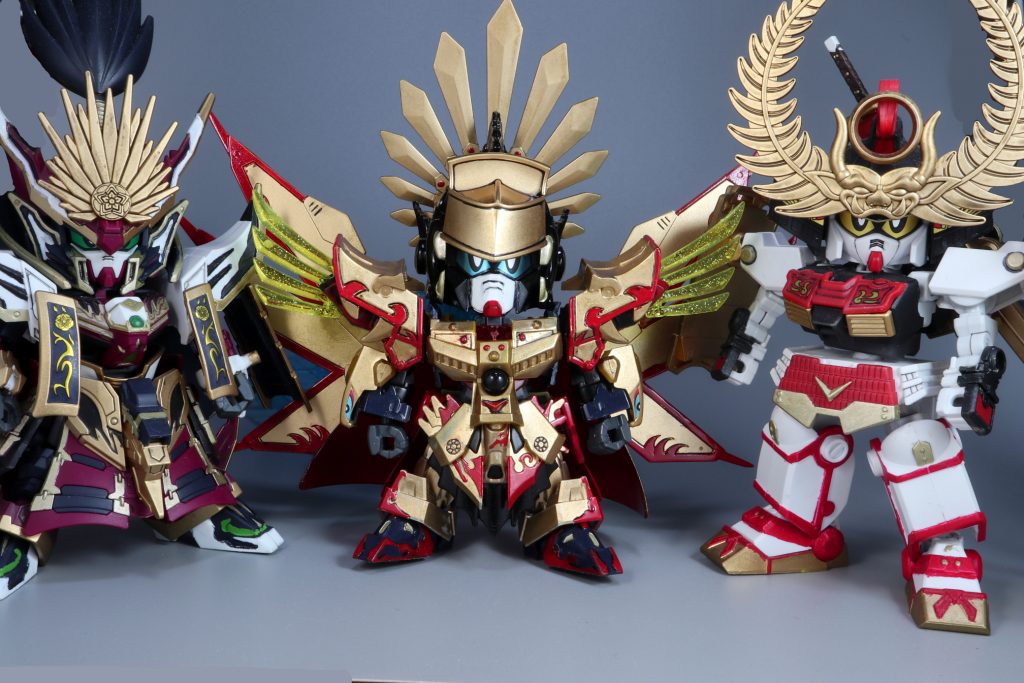 三英傑揃い踏みの図。信長だけシリーズが違いますが