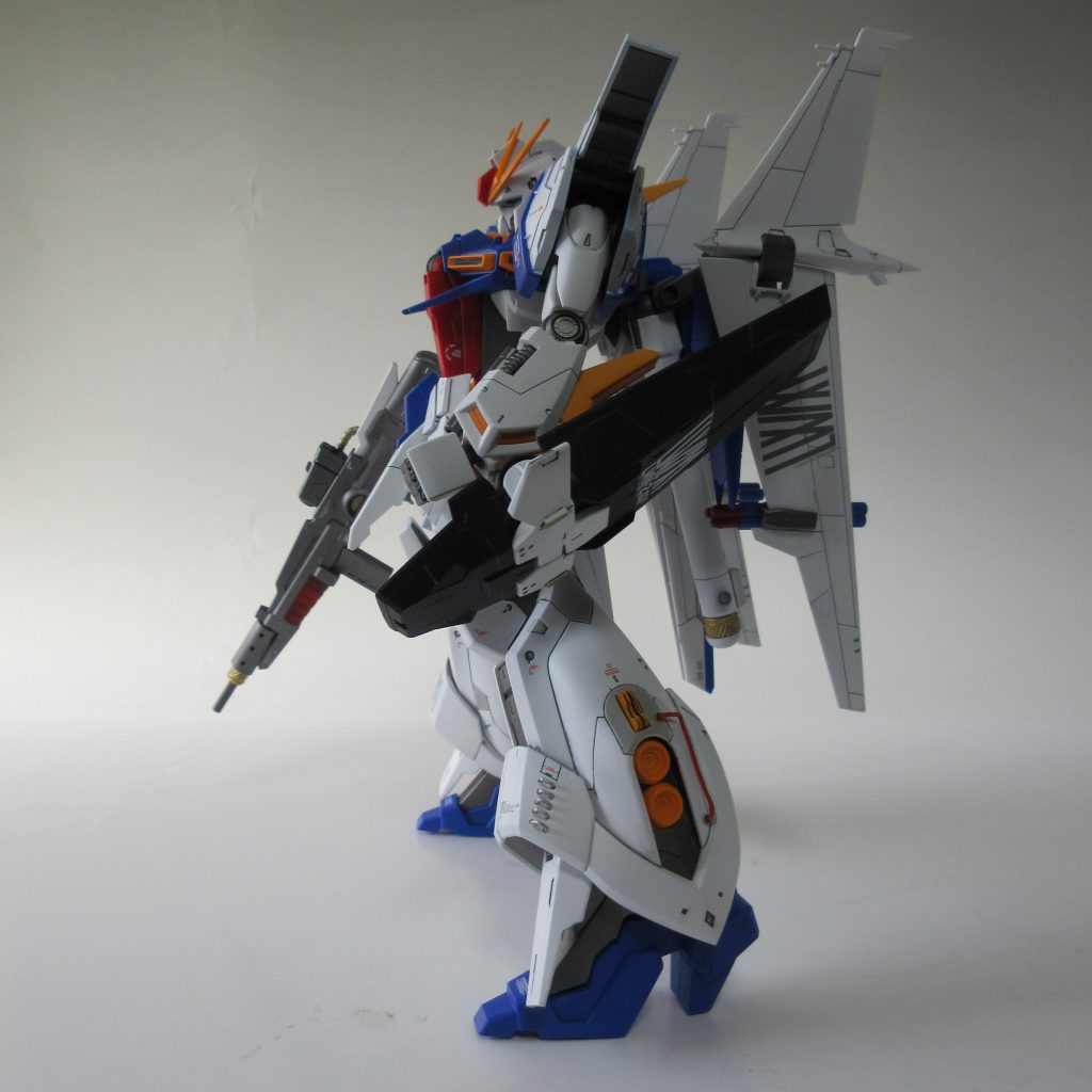 リントヴルム–3枚目/制作者：Happy