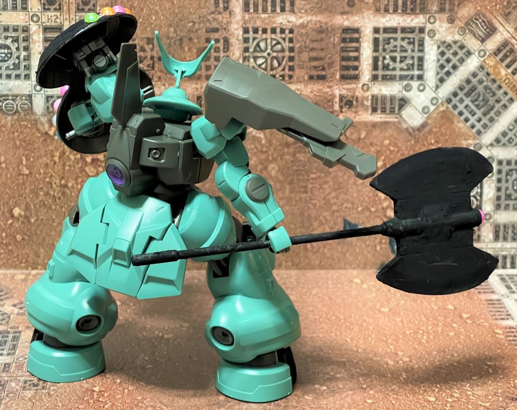 グエル機で採用されたこの技術は、一定の成果を上げたものの「使用環境が限定的」「素材が高価」「ランダムな蛍光色の再現性が低い」などが問題となり、さすがのジェターク社でも量産機への導入は見送られた。(グエル機の詳細はこちら https://gumpla.jp/hg/1207944 )