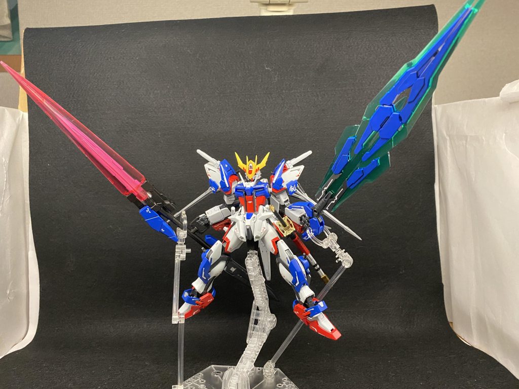 引きで全体を写すとこんな感じ。さすがに重いので支えを使っています。