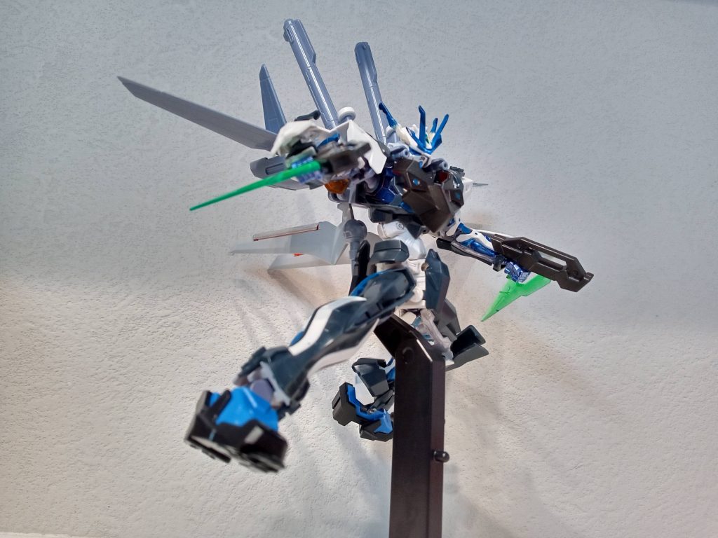 ガンブレイド、つま先のアーマーシュナイダー!