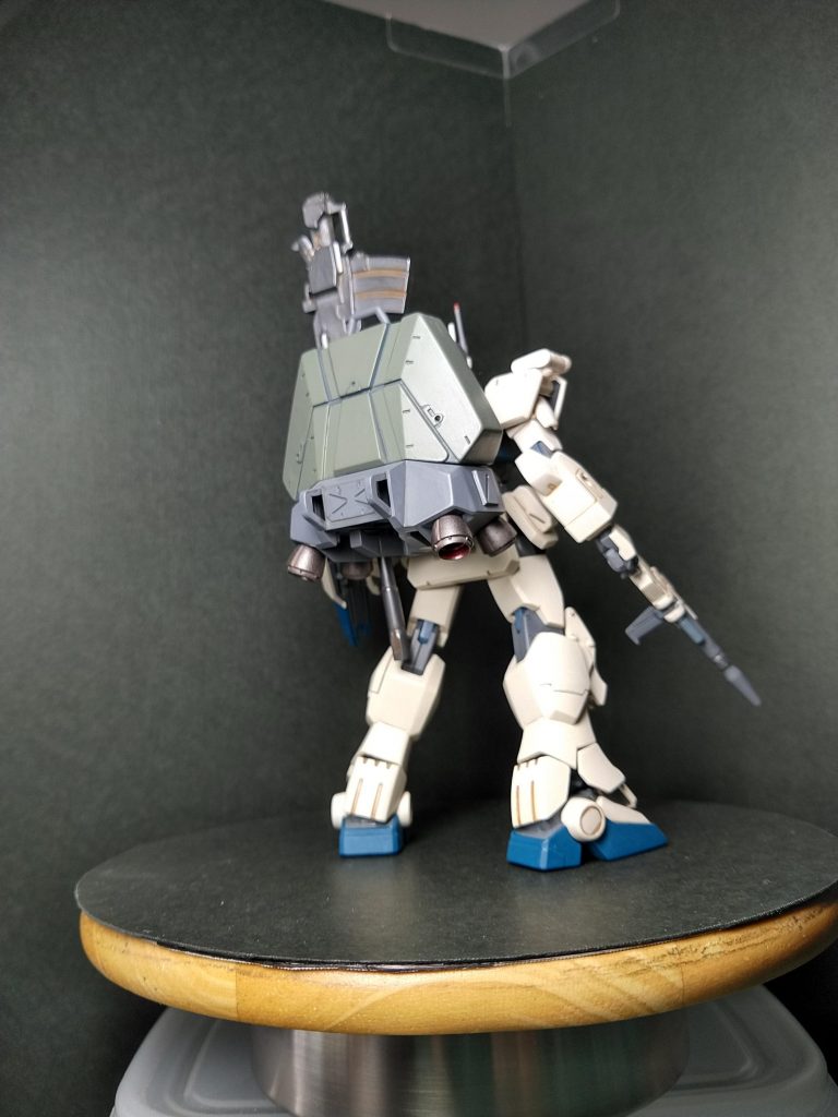 背中のパラシュートパックがお気に入り😊スミ入れは茶系色を使用。パラシュートパックのベルトがどっか行っちゃいましたね😱