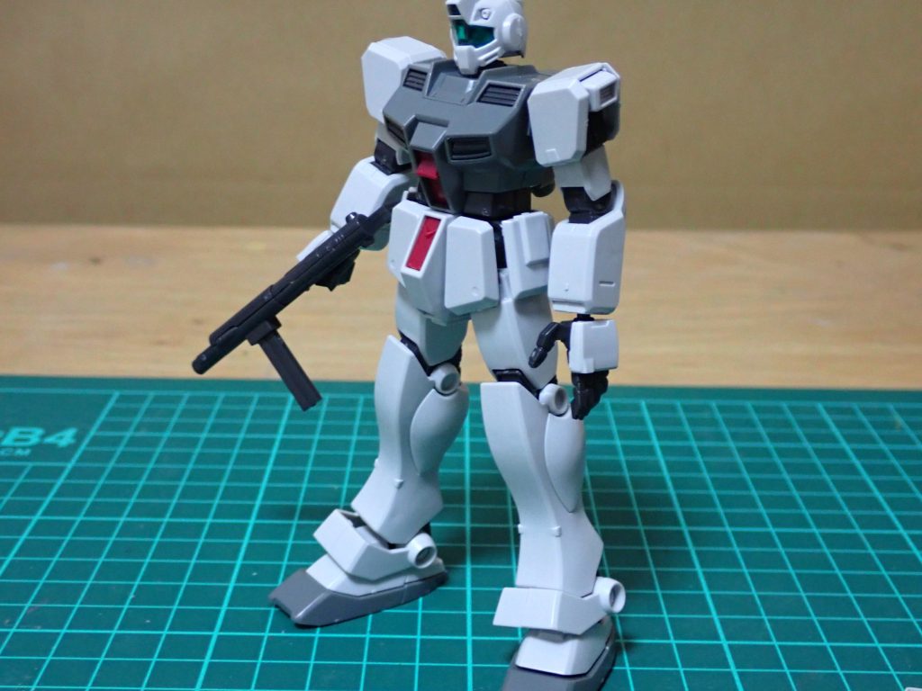 素組かなり古いキットですがスタイルはいいです。