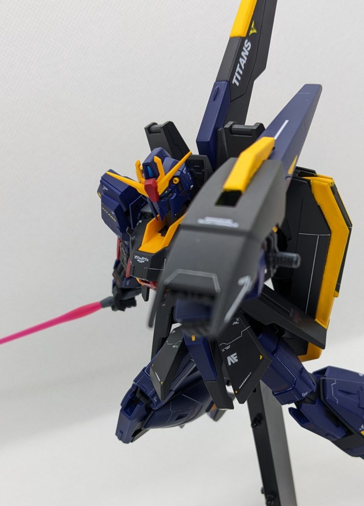 マーキングデカールはゲーム版、MG Ver.Ka版、RG版を参考にしています。