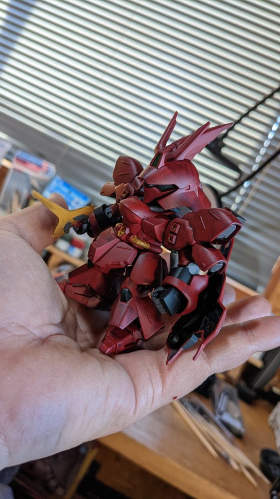 筆は個性が出て面白いけどエアブラシの何倍も難しい気がする。