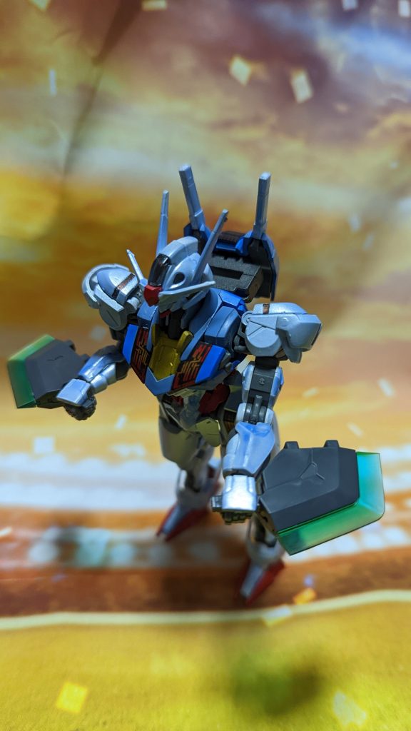 ビームアックストンファー超接近戦時に使用する他、投げつけることも可能