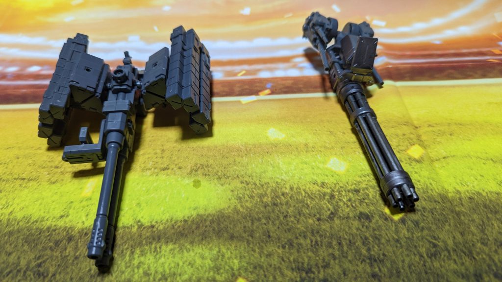 パンツァー装備用支援メカはベースとトップに分離して戦うことも可能この分離はマゼラアタックをかなり意識しています