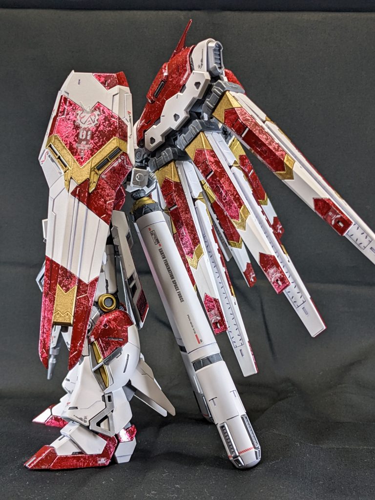 RG 1/144 Hi-vガンダム–4枚目/制作者：さなだむつき