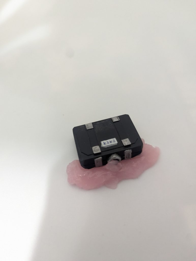 ネタで作ってみたけど実際にエアリアルの中身こんなんになってそう、仮面のオカンならマジでやらかしそうでマジ怖い…。