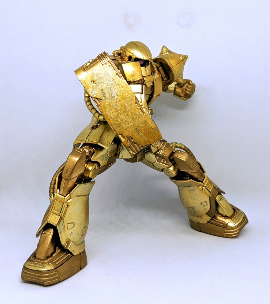 こういったカラーに仕上げてある都合上、あまり派手に動かすと剥げそうなのがネックですが、元のキットが良いだけに十分に動かせます。