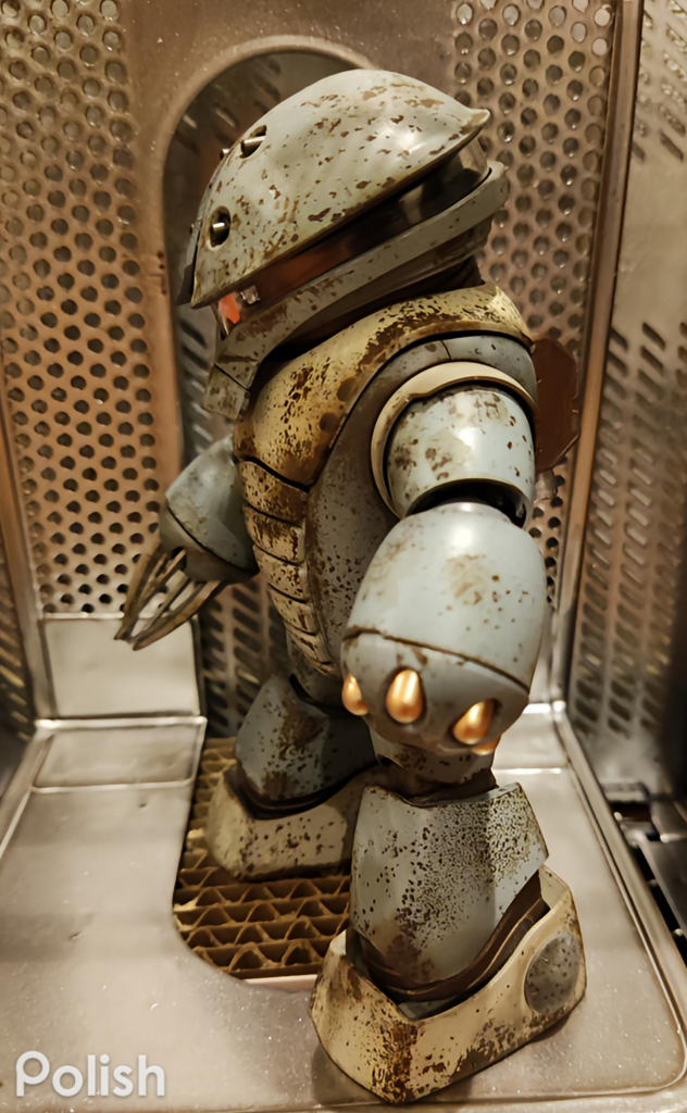 左から。ミサイルには、ゴールドに少しシルバーを被せてます。