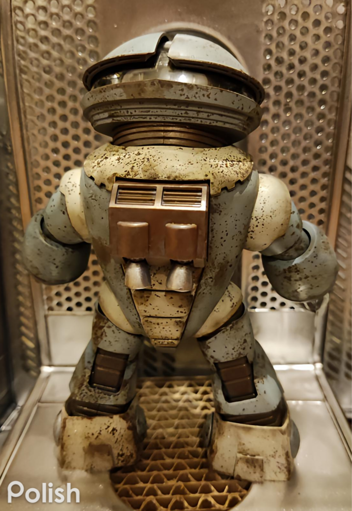 バックパックです。バーニアは、シルバー。バックパックには後述しますが、ちょっとアレンジしました。