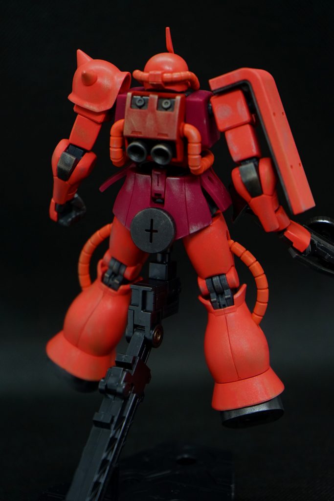 後ろから。足元をもっと汚すか迷いましたが、宇宙空間で足だけ汚れる事も少ないでしょうから、やめておきました。