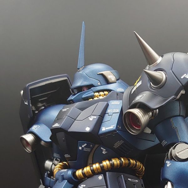 MGギラ・ドーガ（レズン・シュナイダー機）