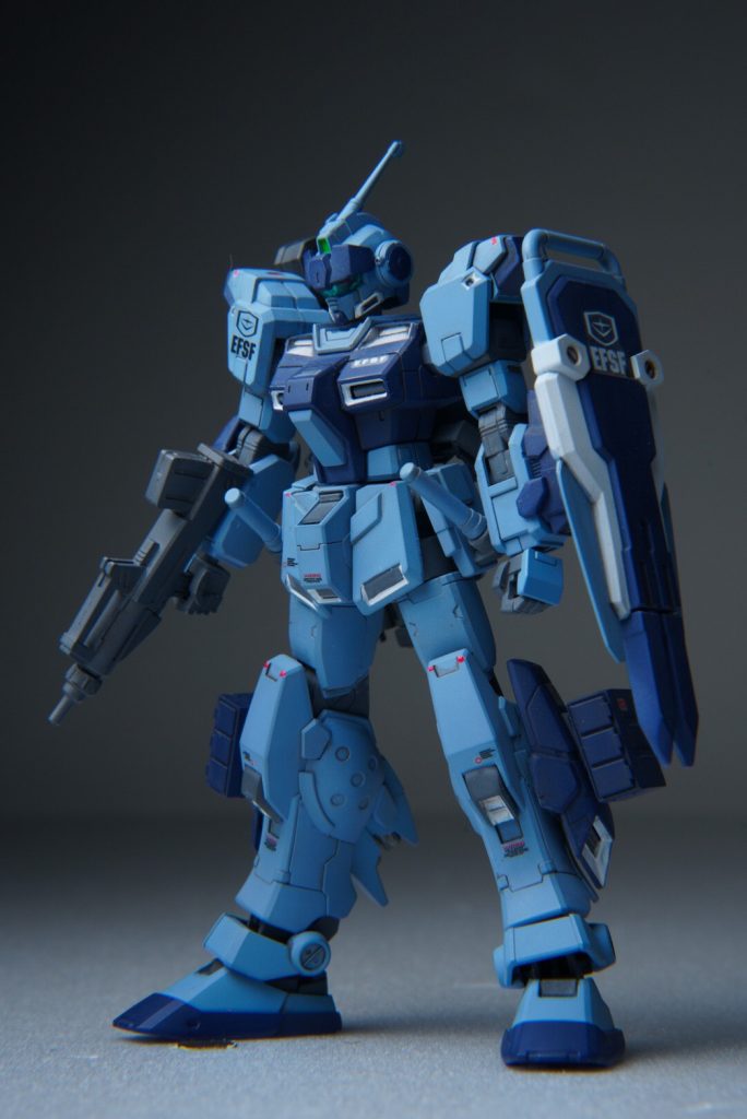 フロントビューです。このペイルライダー、今色んな仕様があるみたいなんですがやはりこのベーシックな仕様が一番好みかもしれません。とりわけ初めて目にしたときは一年戦争中の機体としてはオーバースペック過ぎる事に違和感を感じつつもガンダム系の機体になりきれてないスタイリングには好感を抱いたのを思い出します。