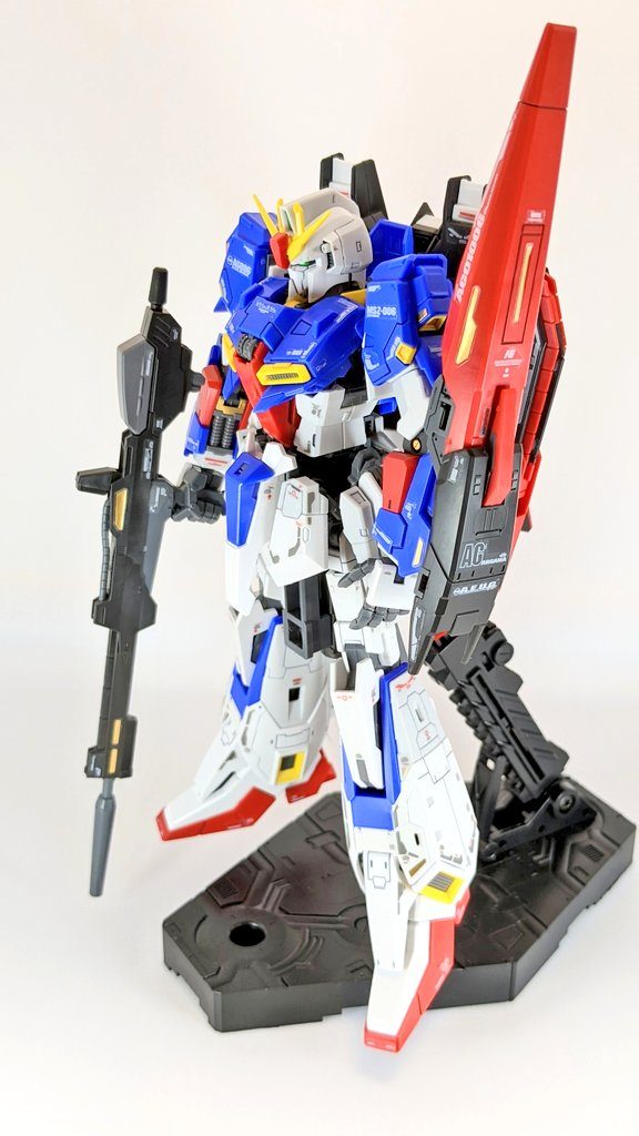 リアリスティックデカールも全部貼りました。とにかく大変💦ズレるしうまく貼れなくて苦労した～😭