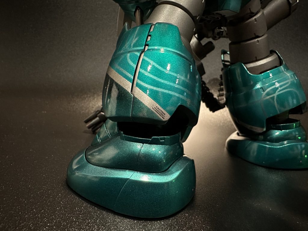 マスキングの順番、塗装の順番が少し変わるだけで全く異なった表情の表現ができます。行き当たりばったりでしたがそこそこ上手く表現できたかなと思います。プロは完成までのイメージをちゃんと持っているのでしょうね。