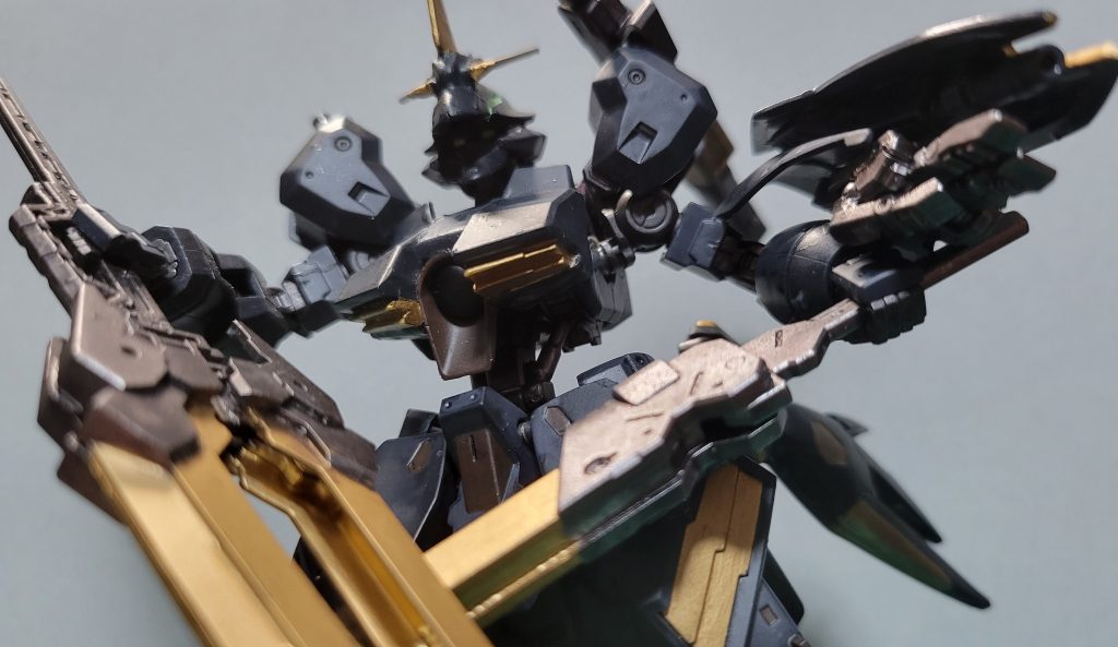 以上、ガンダム • ザガンです。ちなみにザガンという名前は72柱のソロモンの悪魔から現状で公式に使われている名前を省いてあみだくじで決めました。