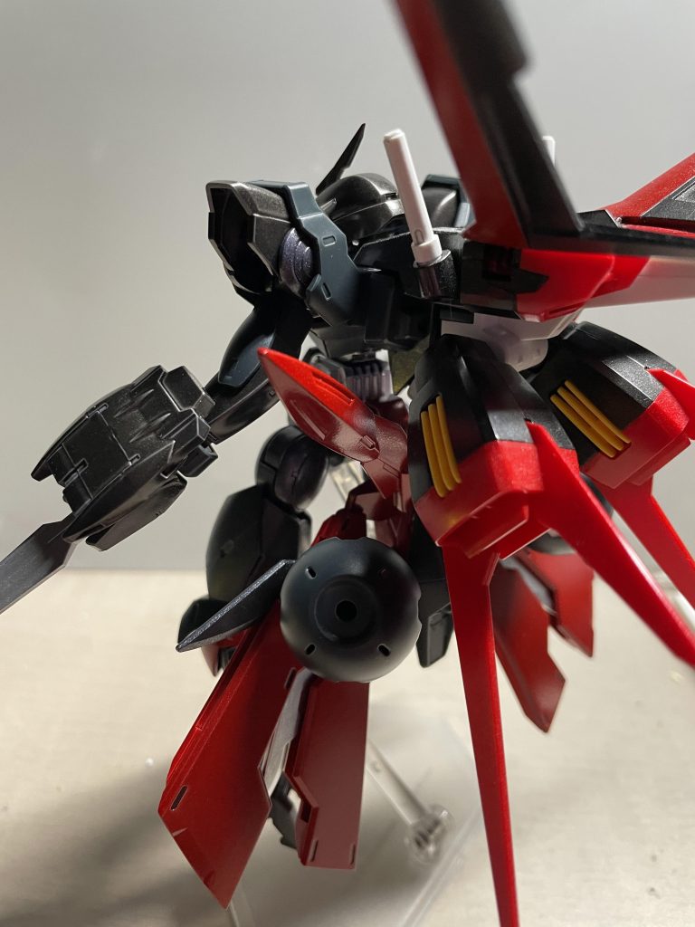 可動の邪魔にならない様に作ったので殆どべギルベウと可動範囲は変わりません