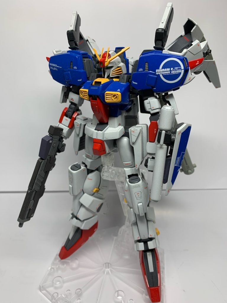 もともとSガンダムは大好きなMSですが、近接戦闘には不向きじゃね?と思って作ってみました。エアブラシを購入しての初めての作品であり、非常に思い入れがあります。塗装後のクリアランスをあまり考慮して無かったので、所々塗装ハゲがありますw