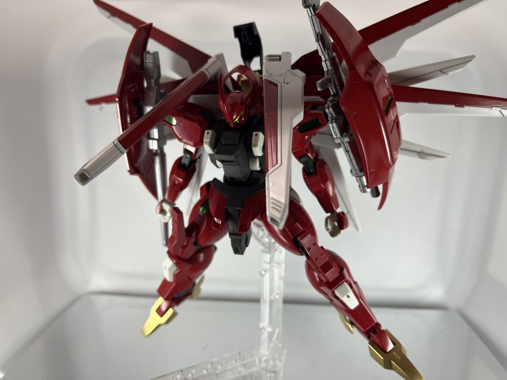 バラエーナプラズマ収束ビーム砲既存バックパックの代わり装備された高出力のビームキャノン。キラ・トマト博士イチオシの武装トマト博士『側転撃ちからの誘導切り余裕でした！wグエル『？