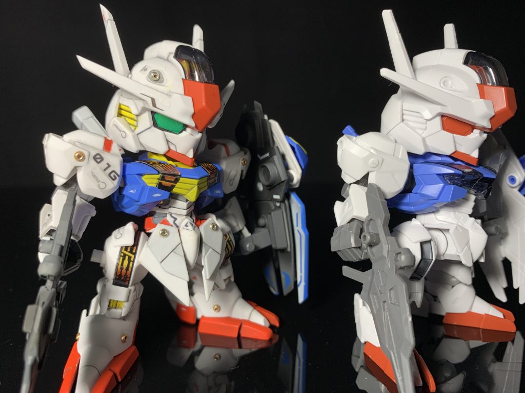 素組と比較。股間アーマーやつま先の若干のプラ版増強がわかりやすい差違でしょうか